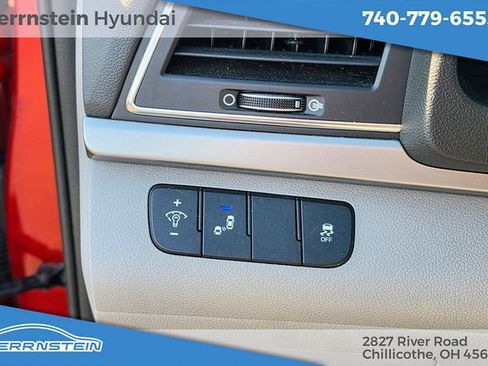 Used 2018 Hyundai Elantra SEL image 16