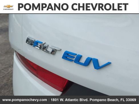 Used 2022 Chevrolet Bolt EUV LT w/ Driver Confidence Package image 10