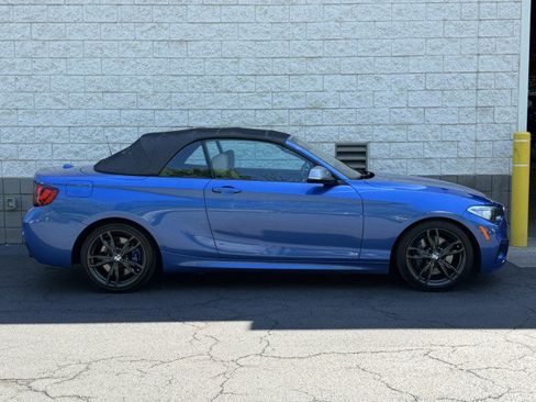 Used 2016 BMW M235i xDrive Convertible AWD/4WD image 18