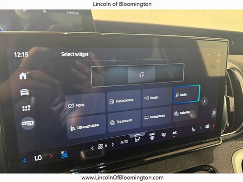 Used 2025 Ford Expedition Tremor AWD/4WD image 59