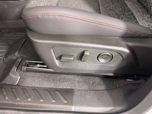 New 2026 Chevrolet Colorado Z71 image 23