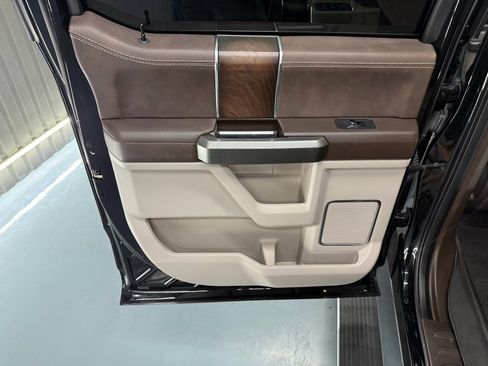 Used 2019 Ford F150 Limited w/ Trailer Tow Package image 18