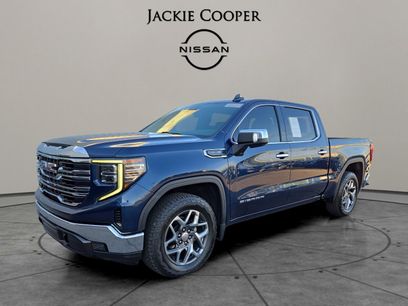 Used 2022 GMC Sierra 1500 SLT w/ SLT Convenience Package