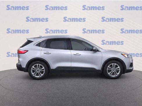 Used 2019 Ford Edge SEL w/ Equipment Group 201A AWD/4WD image 8