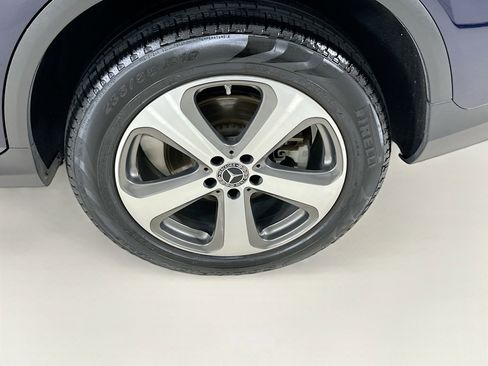 Certified 2019 Mercedes-Benz GLC 300 4MATIC image 32