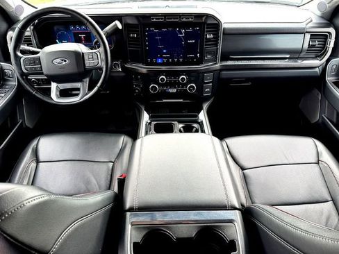 Certified 2023 Ford F250 Lariat w/ Chrome Package image 24