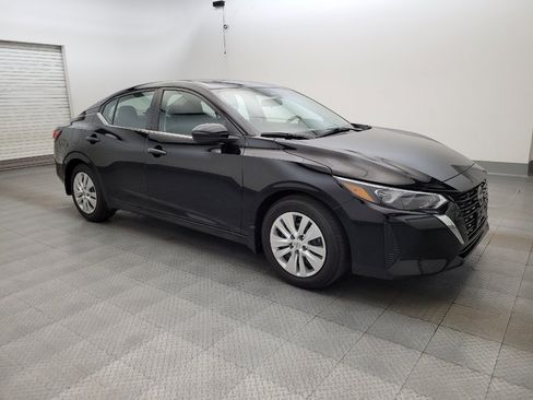 Used 2025 Nissan Sentra S FWD image 11