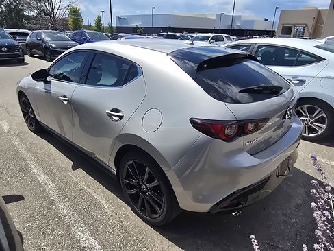 Used 2024 MAZDA MAZDA3 s FWD image 3