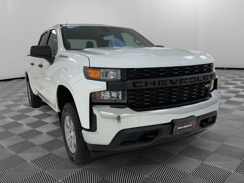 Used 2019 Chevrolet Silverado 1500 W/T w/ WT Appearance Package AWD/4WD image 7
