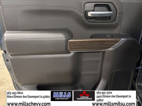 Used 2020 Chevrolet Silverado 1500 RST image 12