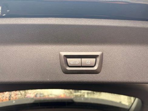 Used 2024 BMW X3 sDrive30i w/ M Sport Package RWD image 14