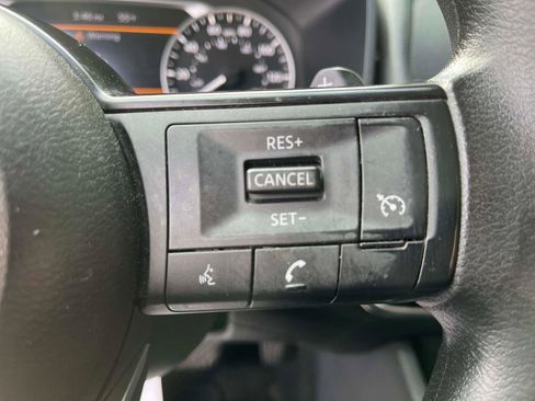 Used 2021 Nissan Rogue S image 25