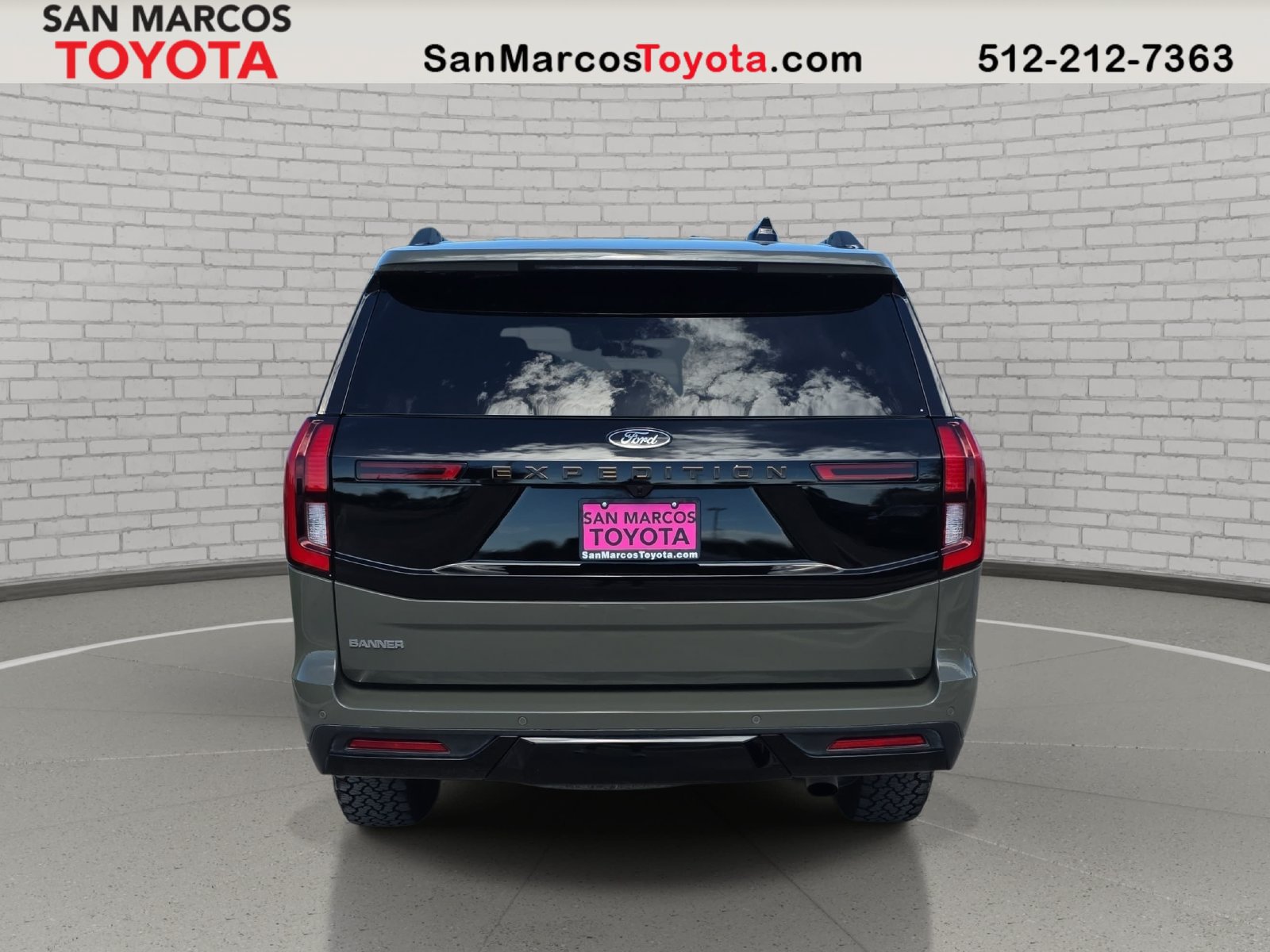 Used 2025 Ford Expedition Tremor AWD/4WD image 7