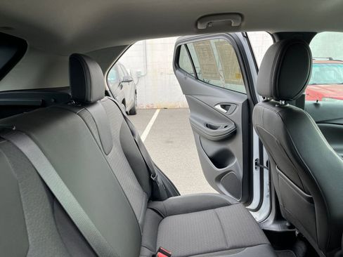 Used 2025 Buick Encore GX Preferred image 36