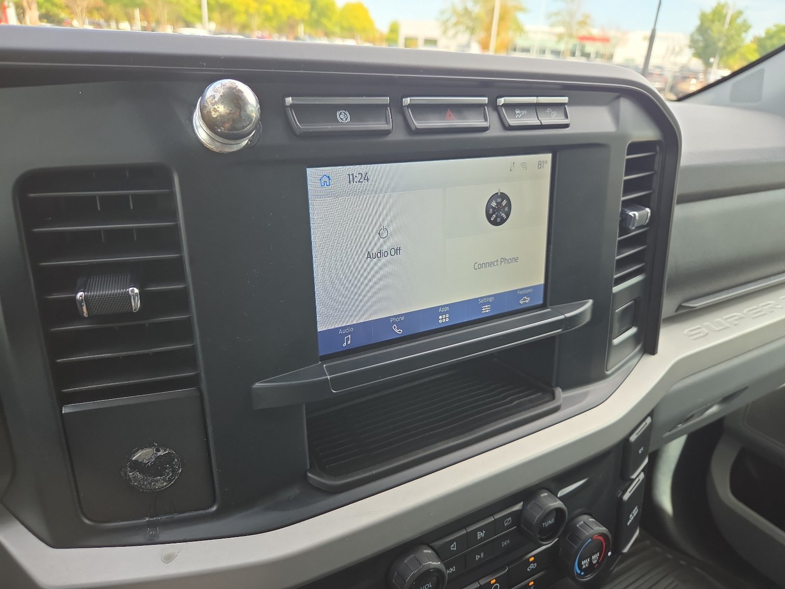 Used 2023 Ford F250 XLT w/ FX4 Off-Road Package AWD/4WD image 16