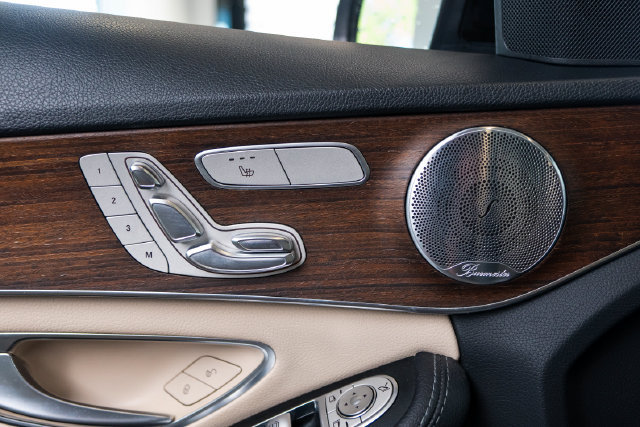 Certified 2019 Mercedes-Benz C 300 4MATIC Sedan image 20