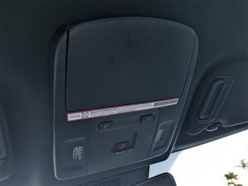 Certified 2025 Toyota Camry SE w/ Multimedia Upgrade Package image 21