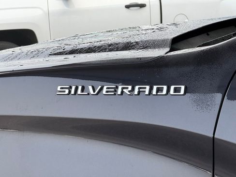 Used 2024 Chevrolet Silverado 1500 LT AWD/4WD image 5