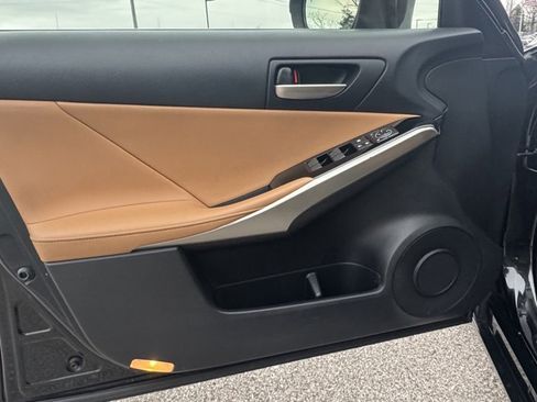 Used 2017 Lexus IS 300 AWD w/ Premium Package image 22