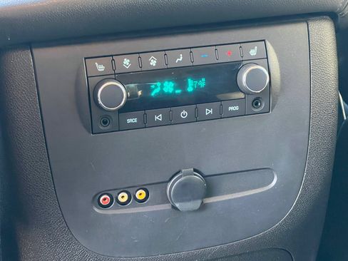 Used 2013 Chevrolet Tahoe LTZ image 31