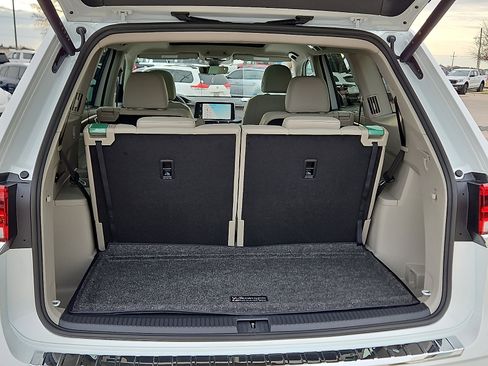 New 2026 Volkswagen Atlas SEL image 7