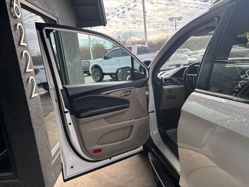 Used 2016 Honda Pilot EX-L image 8