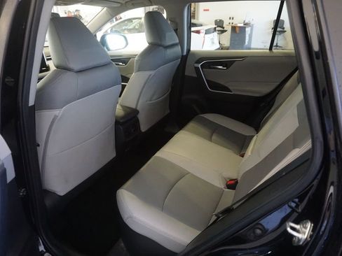 Certified 2024 Toyota RAV4 XLE Premium AWD/4WD image 22