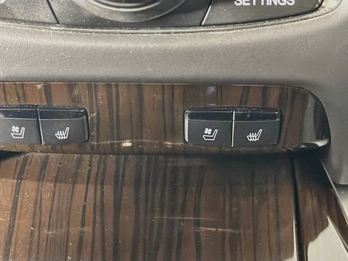 Used 2014 Acura RLX w/ Advance Package FWD image 21