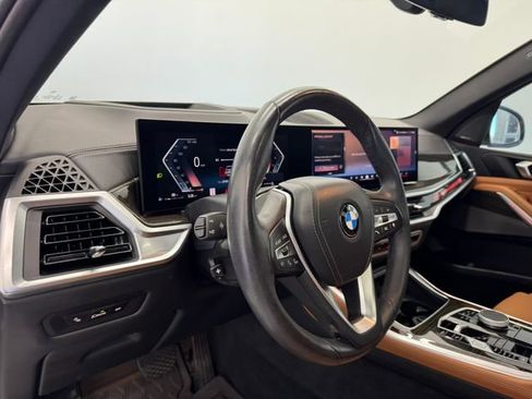 Used 2024 BMW X5 xDrive40i w/ Premium Package image 36