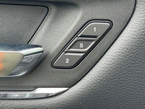 New 2026 RAM 1500 Laramie AWD/4WD image 10