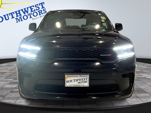 Used 2023 Dodge Durango GT image 2