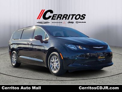 New 2025 Chrysler Voyager LX