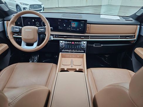 Used 2025 Hyundai Santa Fe Limited w/ Tow & Go Package image 22