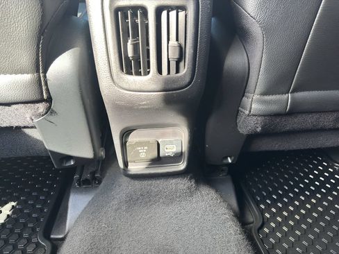 Used 2021 Jeep Compass Trailhawk AWD/4WD image 17