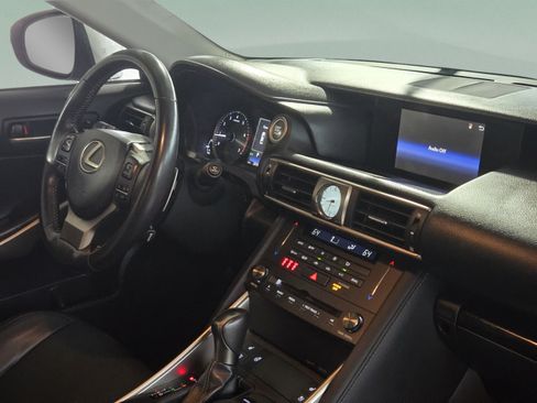 Used 2019 Lexus IS 300 w/ Premium Package RWD image 26