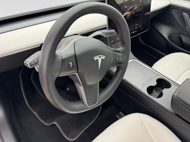 Used 2023 Tesla Model 3 Performance AWD/4WD image 13