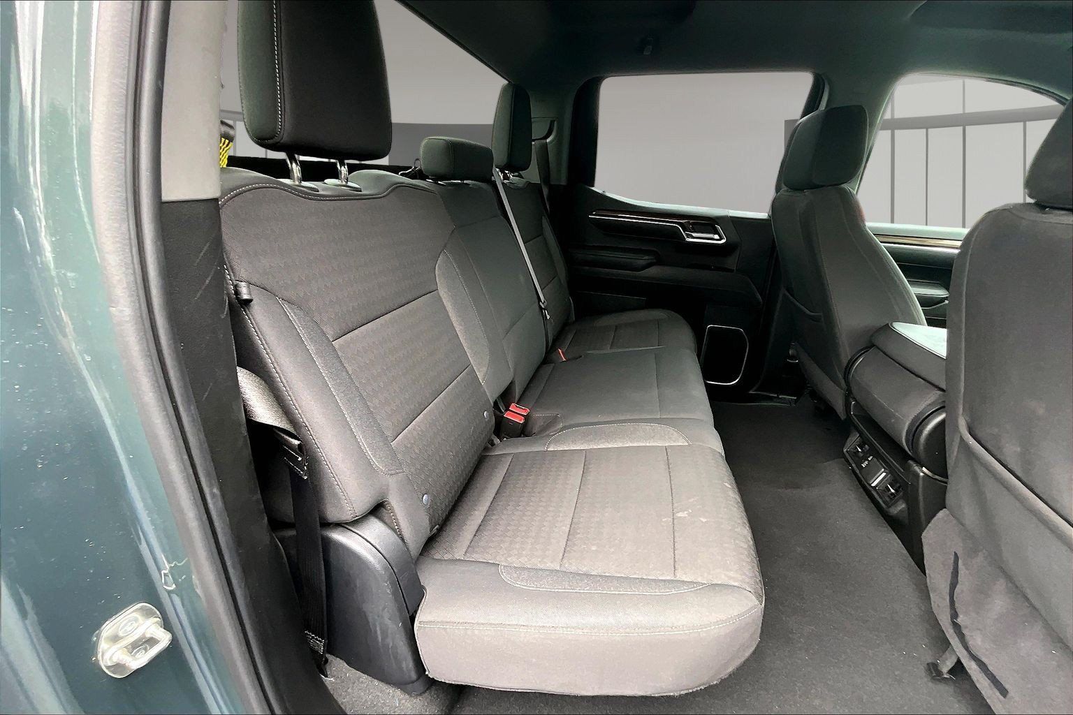 Used 2025 Chevrolet Silverado 1500 LT AWD/4WD image 28