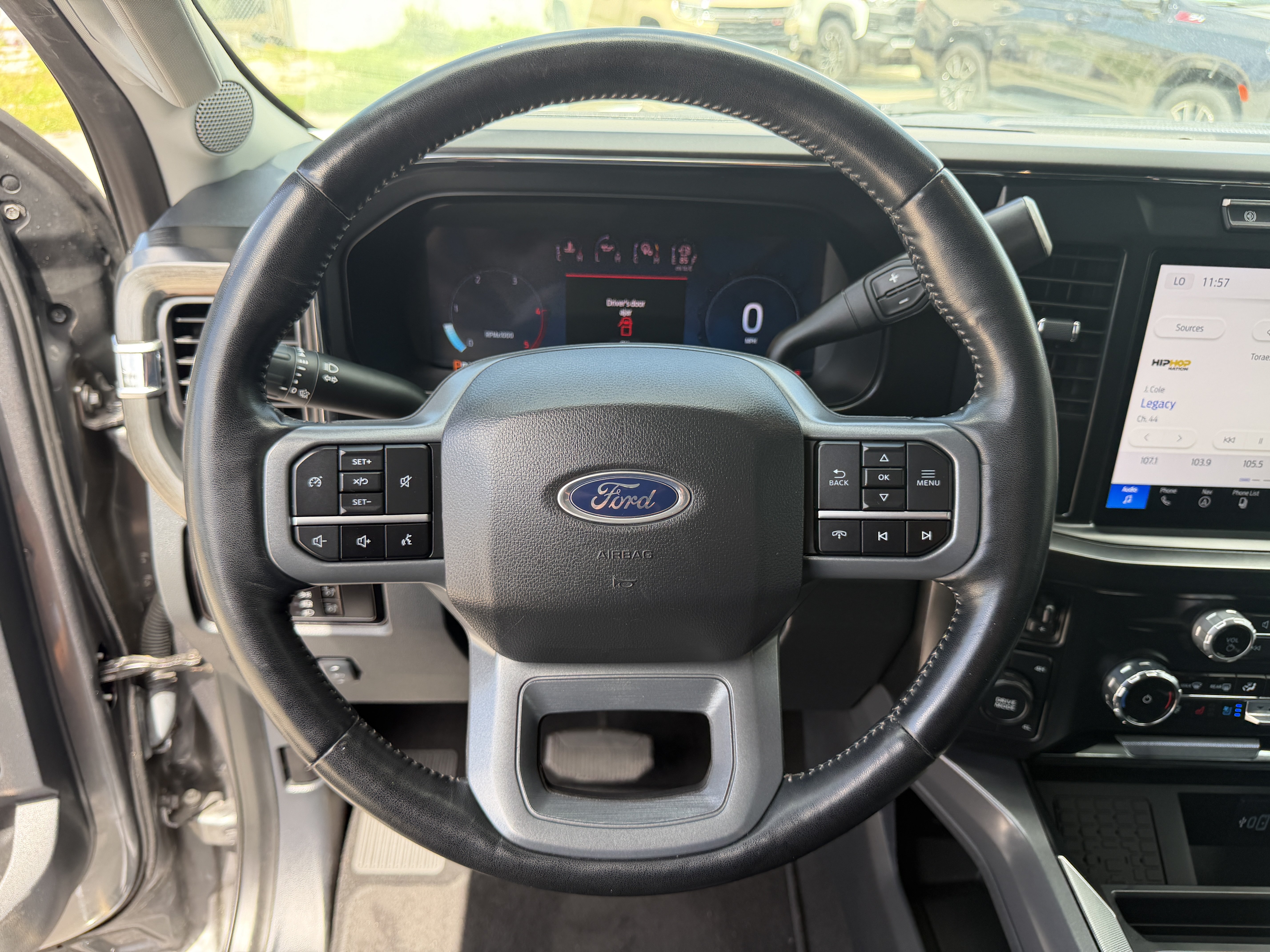 Used 2024 Ford F250 Lariat w/ Chrome Package AWD/4WD image 33