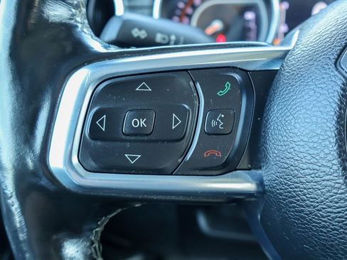 Used 2020 Jeep Wrangler Unlimited Sahara image 14