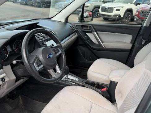 Used 2017 Subaru Forester 2.5i w/ Alloy Wheel Package AWD/4WD image 17