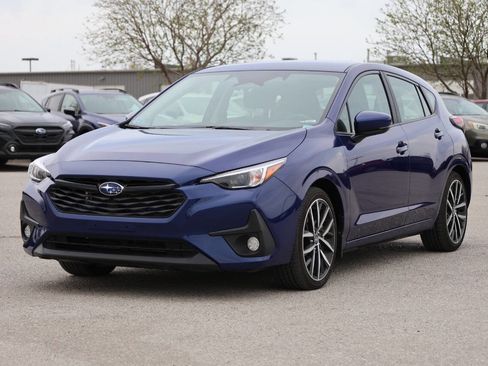 Used 2025 Subaru Impreza 2.0i Sport image 6