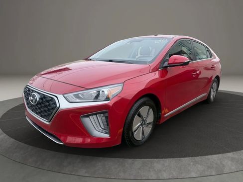 Used 2022 Hyundai Ioniq SE image 1