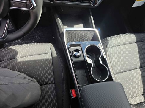 New 2026 Chevrolet Equinox LT image 17