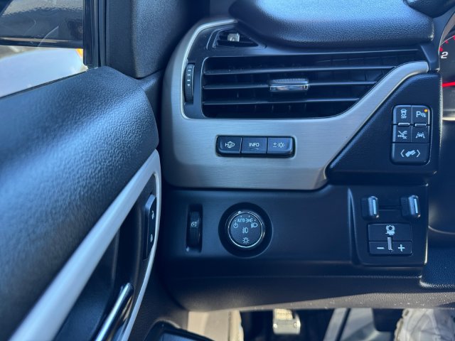 Used 2016 GMC Yukon Denali RWD image 20