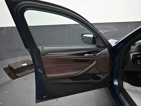 Certified 2022 BMW 540i 540i w/ Premium Package image 10