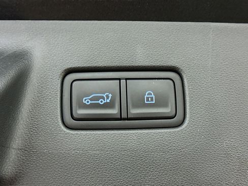 Used 2025 Hyundai Santa Fe SEL image 32