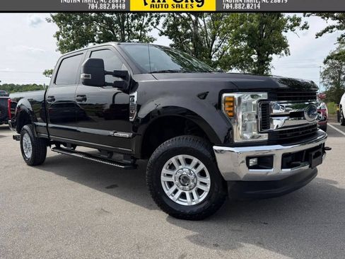 Used 2019 Ford F250 XLT w/ XLT Value Package AWD/4WD image 1