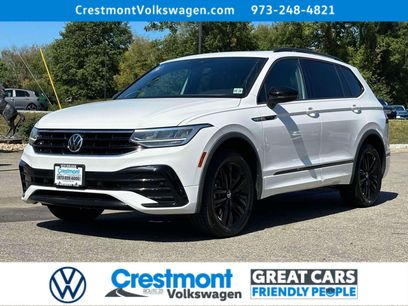Certified 2022 Volkswagen Tiguan SE R-Line