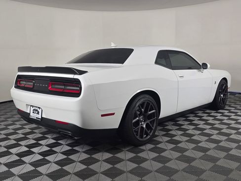 Used 2018 Dodge Challenger R/T Scat Pack w/ Driver Convenience Group image 5