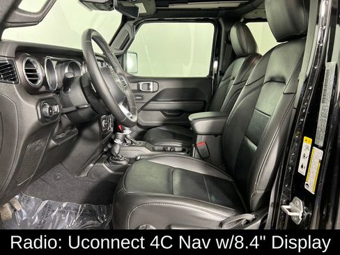 Used 2019 Jeep Wrangler Unlimited Sahara image 16